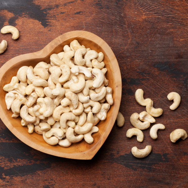 Raw cashew nuts in a bowl