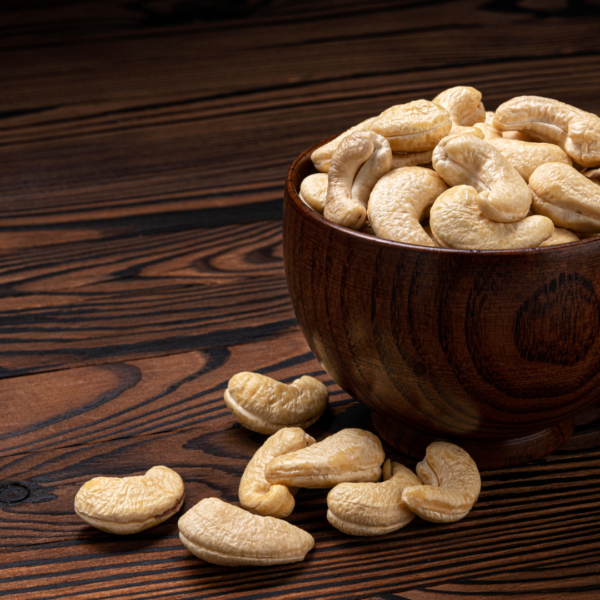 Raw cashew nuts in a bowl
